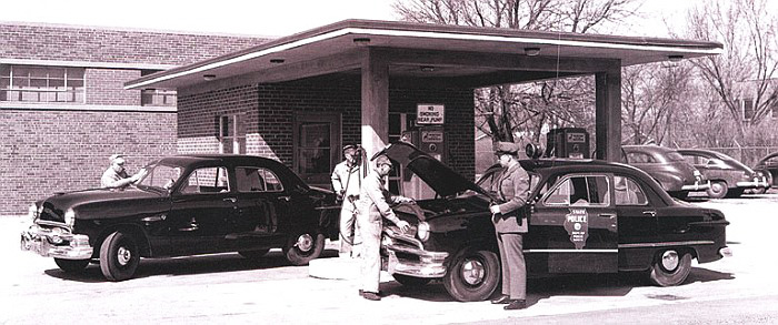 Illinois state police car