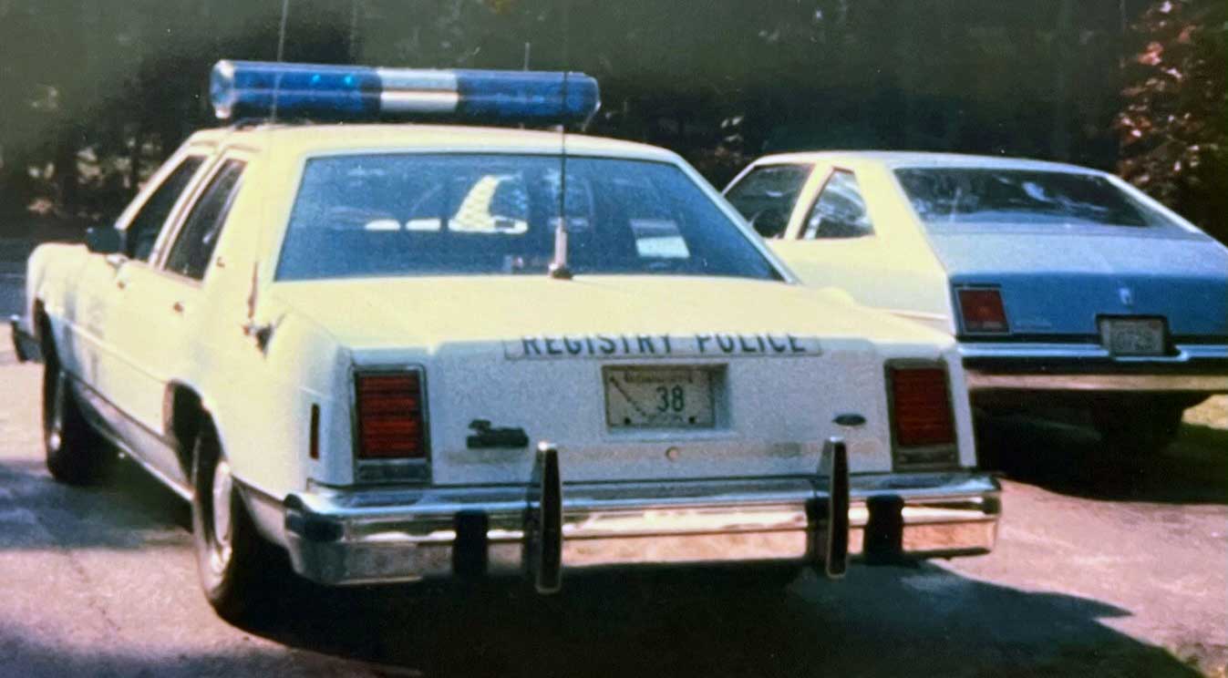 Massachusetts police license plate image