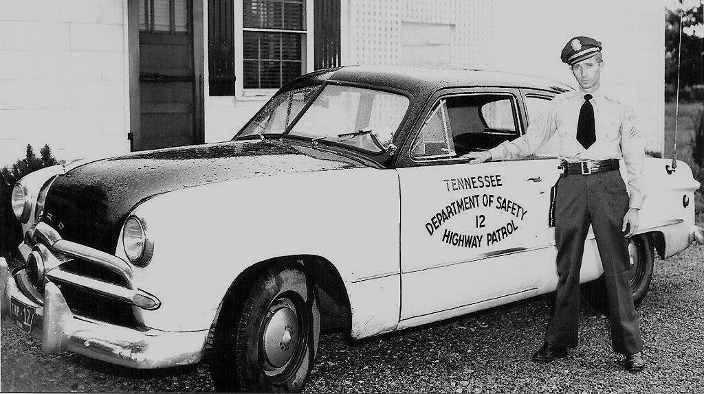 Tennessee police license plate image